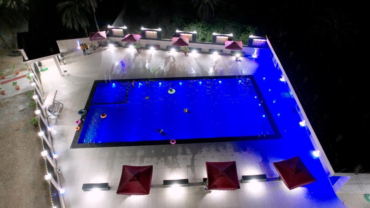 Hotel Silver Resort Даман Экстерьер фото